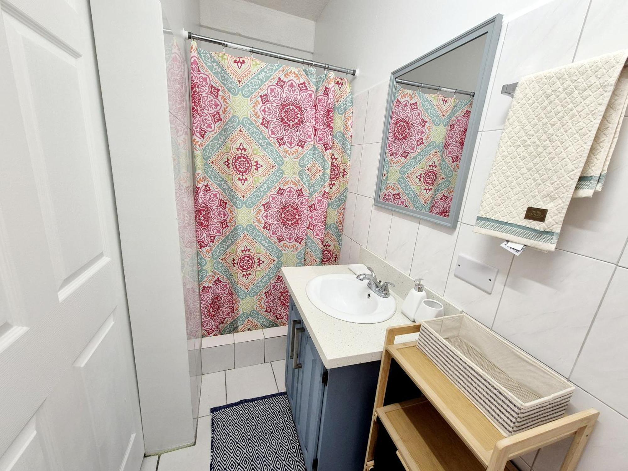 Silver View Apartments セントジョージズ エクステリア 写真